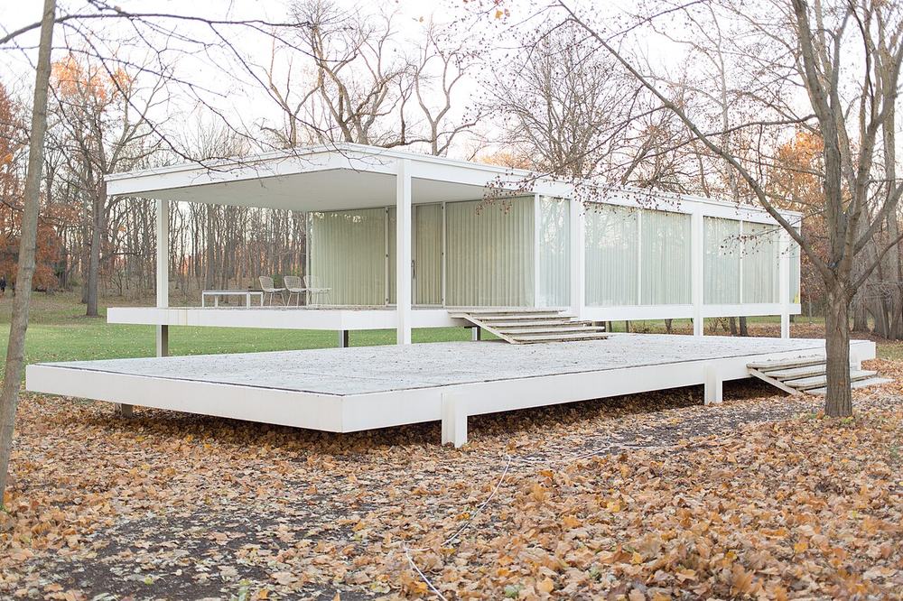 The glass Edith Farnsworth House by Mies van der Rohe on the Fox River
