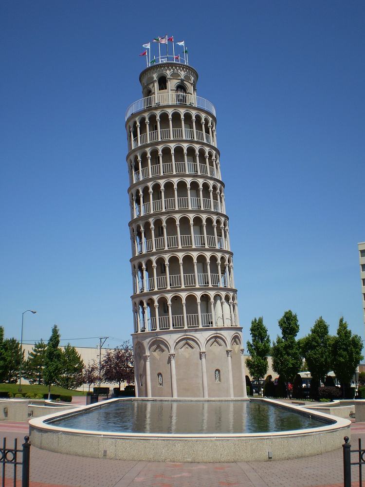 The half-scale Leaning Tower of Niles