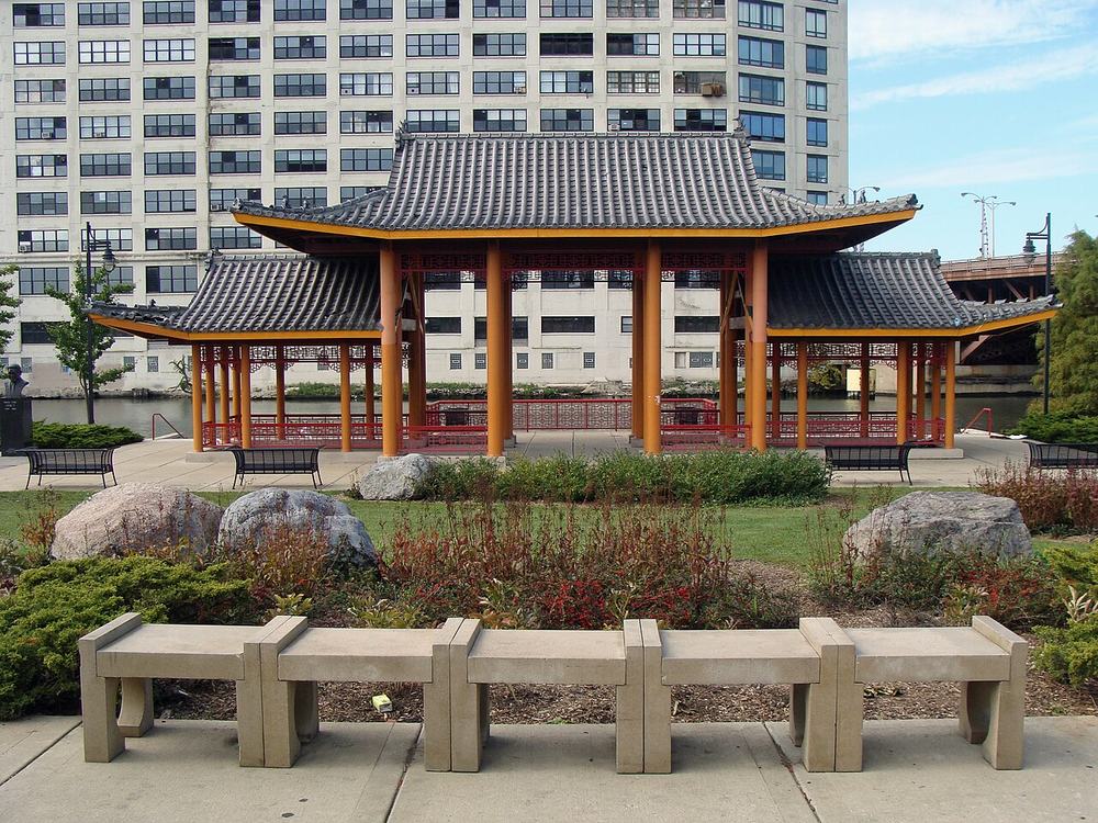 The pagoda pavilion in Ping Tom Memorial Park on the river