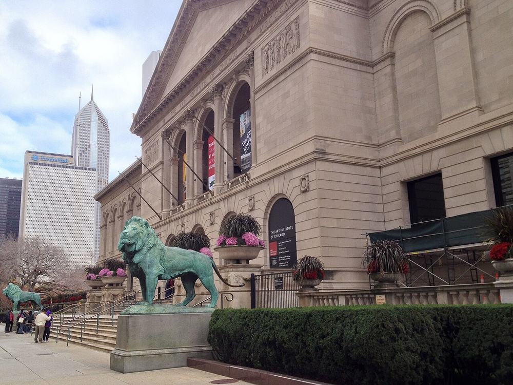 The Art Institute of Chicago entrance with its bronze lions
