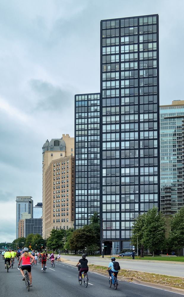 The twin black steel and glass towers of 860 and 880 Lake Shore Drive